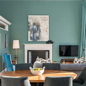 Dragon Luxury At 8 Albyn Place , Edinburgh United Kingdom