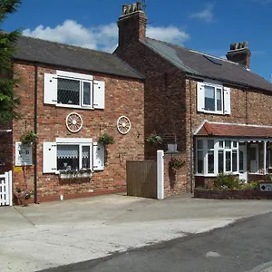 Fifth Milestone Bed & Breakfast