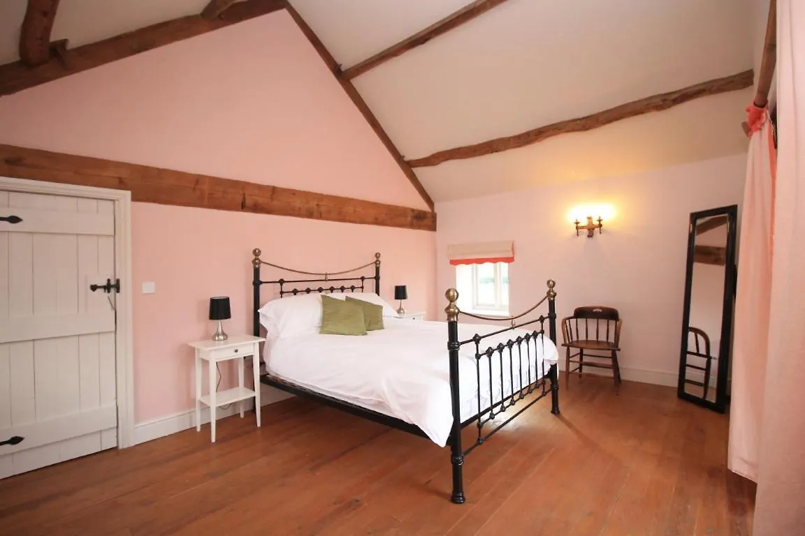 Country Retreat, Hot Tub, Games Room, Dog Friendly Ganton